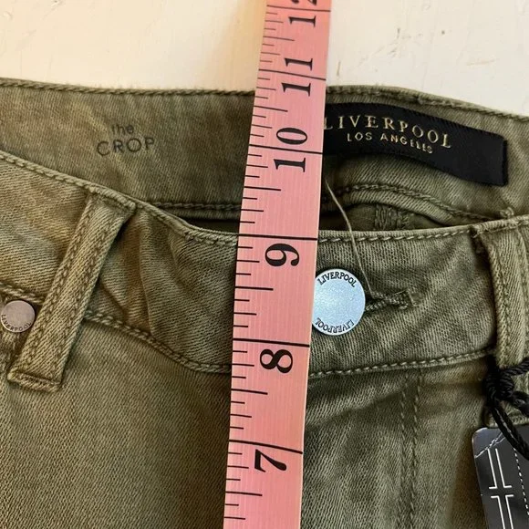Liverpool Jeans Company Olive Avery Crop - Size 2/26 - Picture 8 of 9